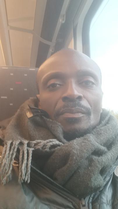 Daniel Lokomba Simene