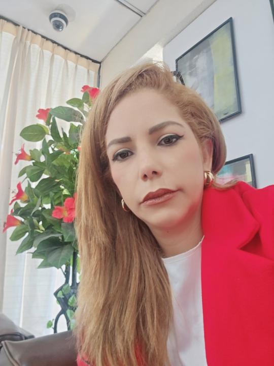 Aliuska Gamez lambert