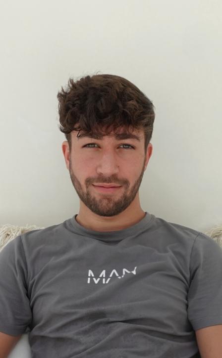 Adam Thomas