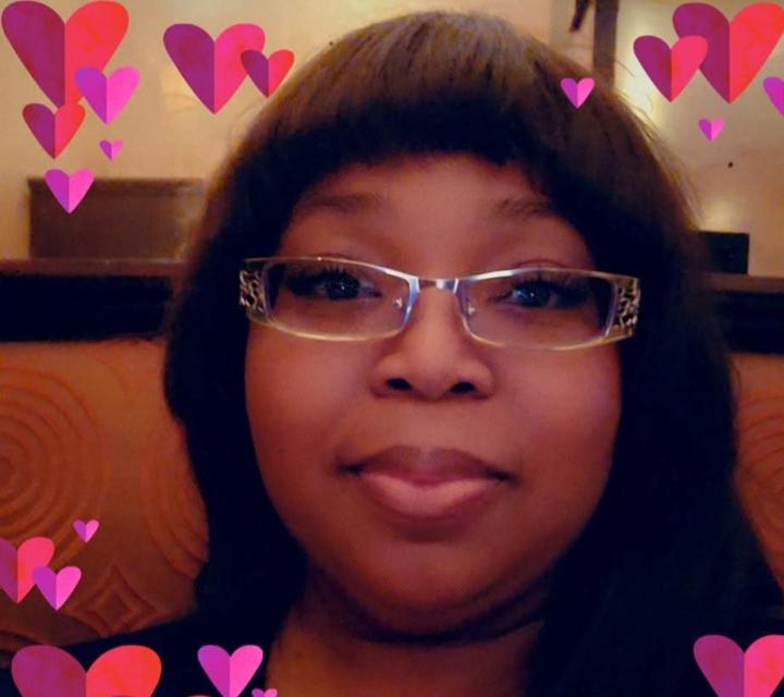 Arania Lewis