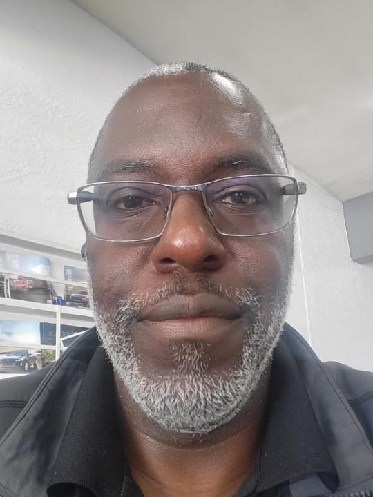 Michael Richardson Sr