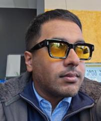Eemaan Khan