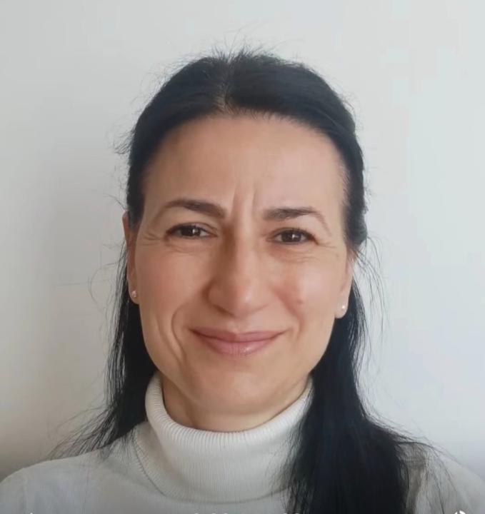 Надежда Райнова