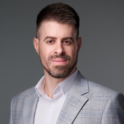 Tamás Dobos