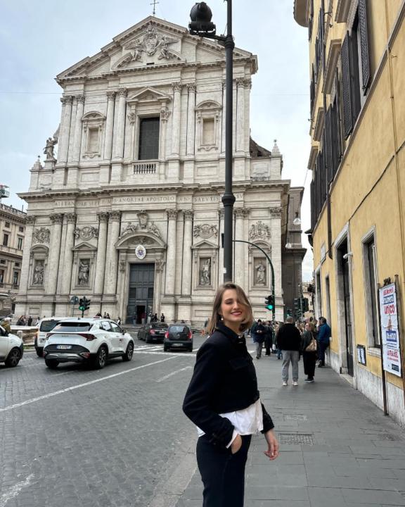 Lorika Maloku-Mehmeti