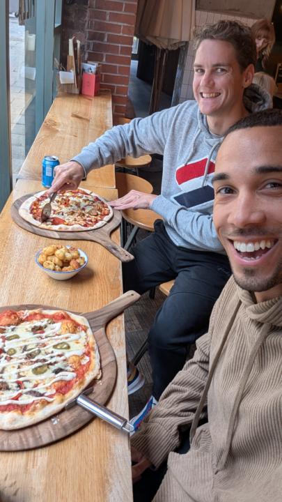 Co-working, Skool chat, and pizza!🍕