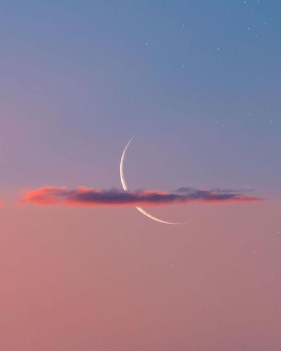 🌑 This weekend we have a powerful New Moon in Capricorn! ♑️✨