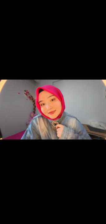 Belinay Azra Aydın