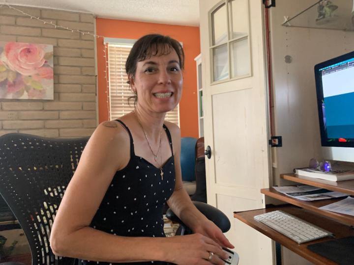 Zsuzsi Hussla