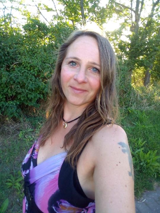 Ursula Thomas