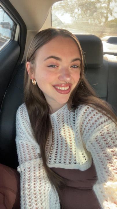 Amelia Gross
