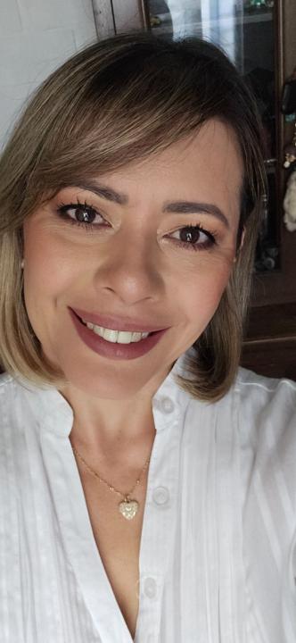 Karen Beltethón