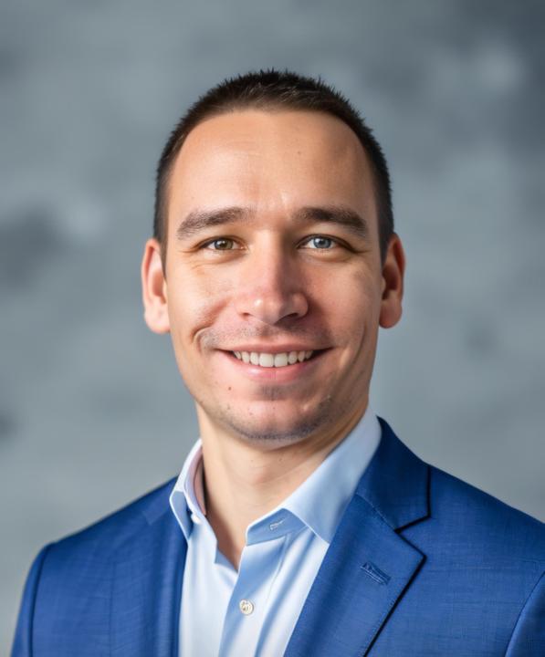 Jarek J