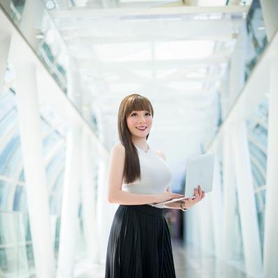 Lynette Feng