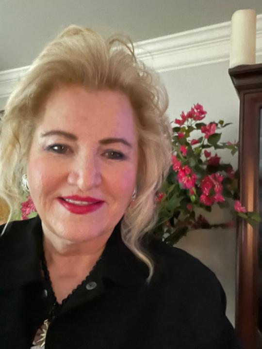 Jeanette Hall