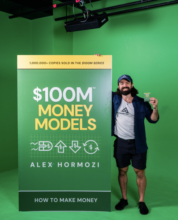 Lo que aprendí en Las Vegas con Alex Hormozi me hizo ganar millones