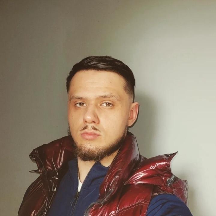 Mateusz Wos