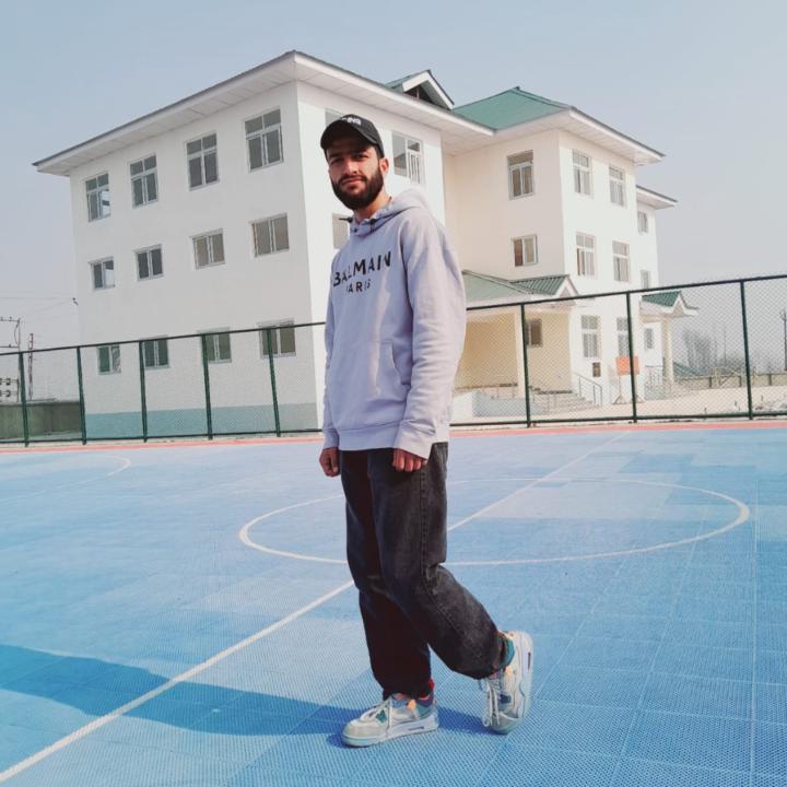 Idrees ahmad dar Idrees