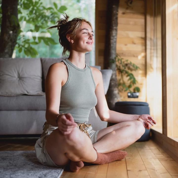 5 reasons why you should meditate.