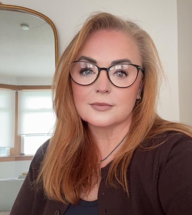 Lesley McCormack C.Hyp