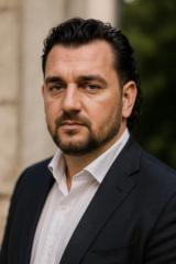 Bácsics Róbert