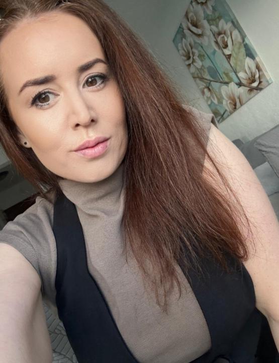 Nicola Vickers