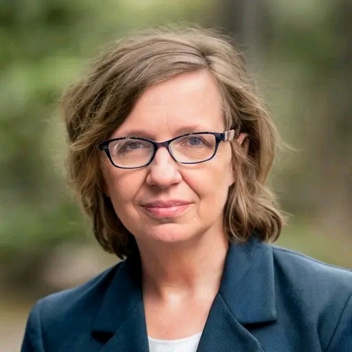 Charlotte Poland