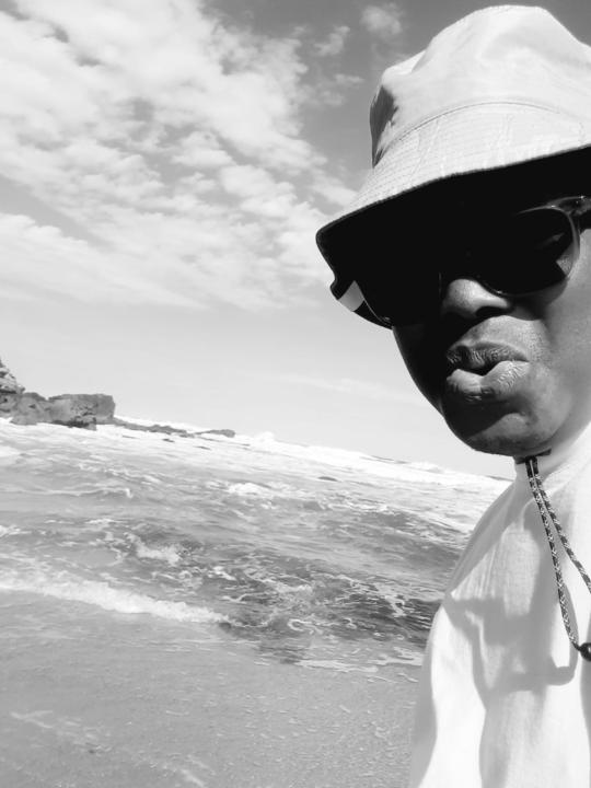 Tebogo Lekgora
