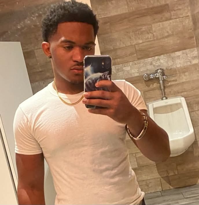 Christopher Cleo
