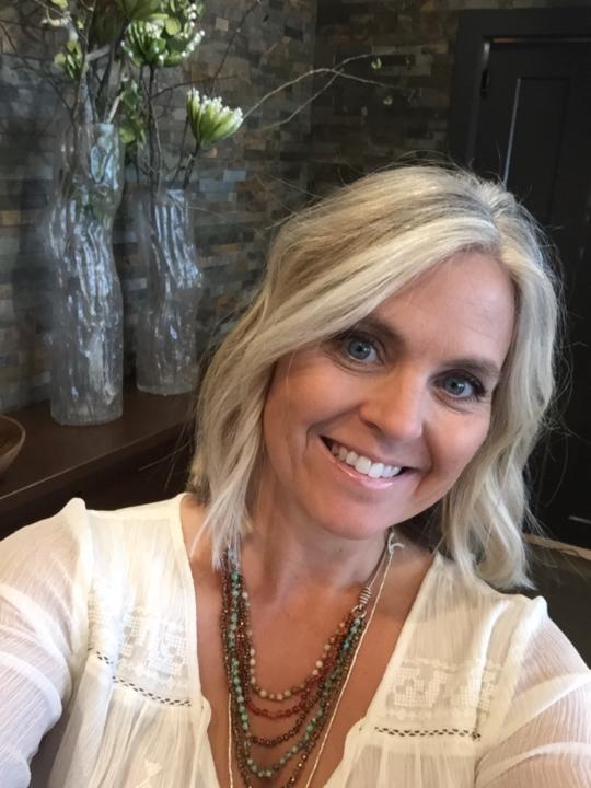 Cindy McKenna