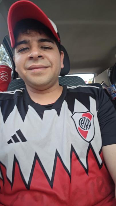Esteban Bazan