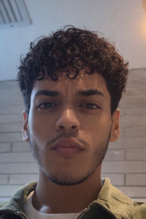 Adrian Tovar