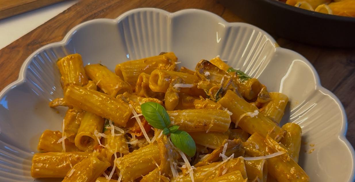 Creamy Chicken Pasta #pasta