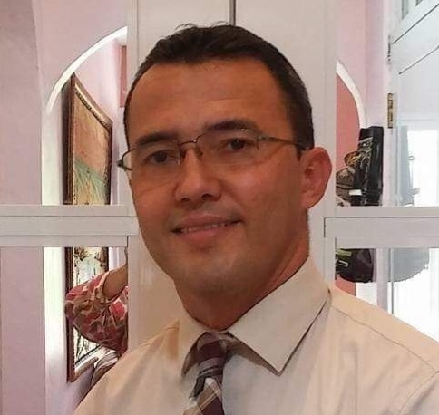 Leonides Hernandez