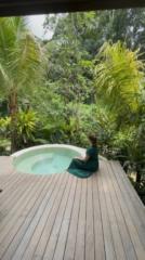 Julia Veganblackmaccaroni