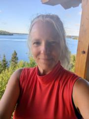 Nadine Savard