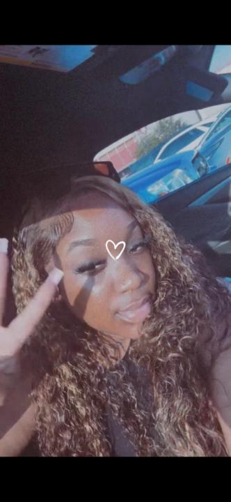 MoNeshia J