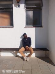 Takura Ndadzungira