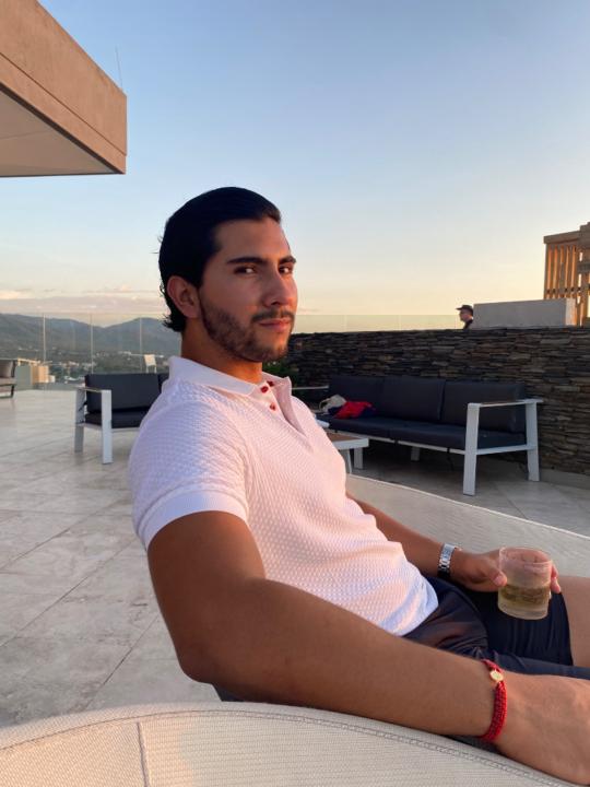 Simón Cuadros