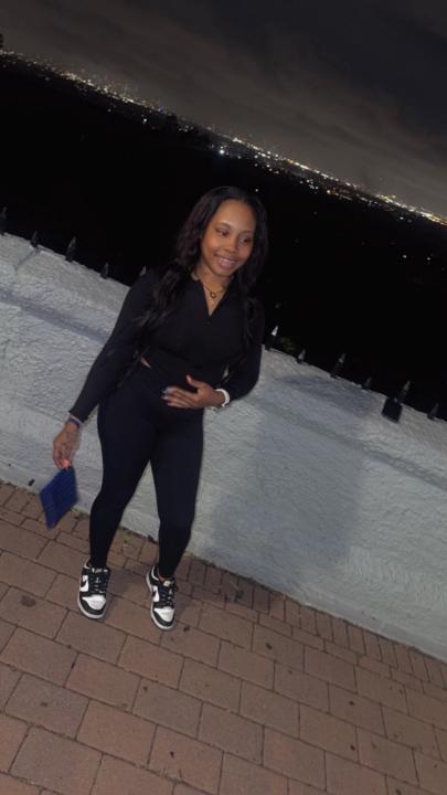Mzz Dee
