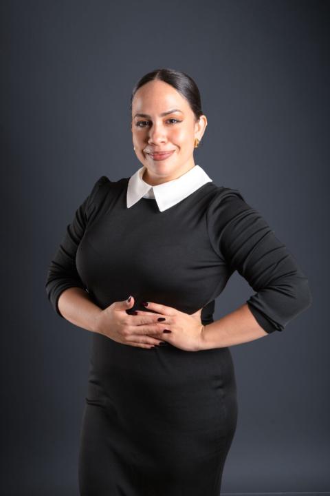 Dra. Angie Tello