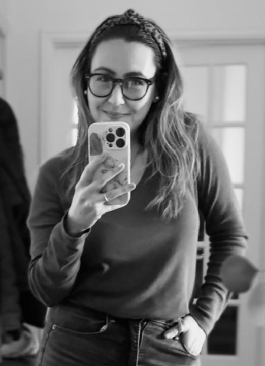 Lia H