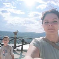 Szilvia Ország -Tóth