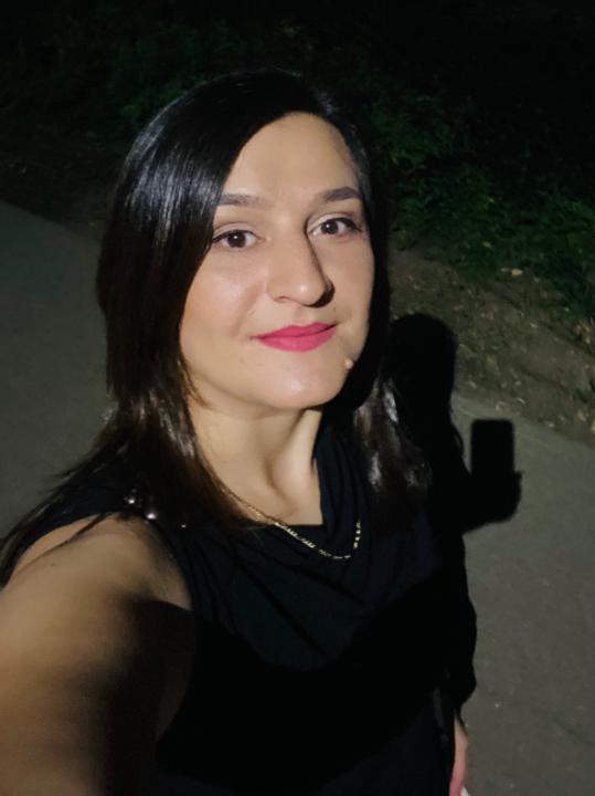 Elena Popescu