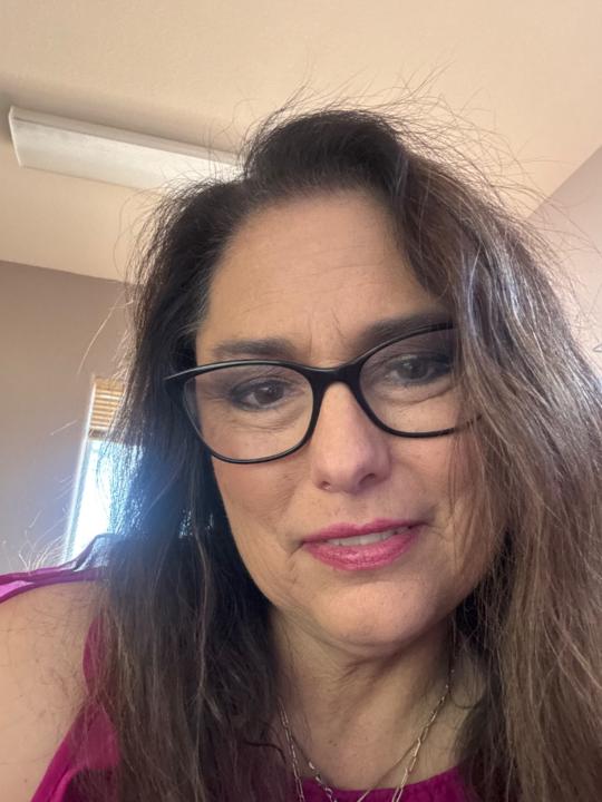 Bobbi Tucker