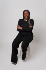 Luvasia Mccreary