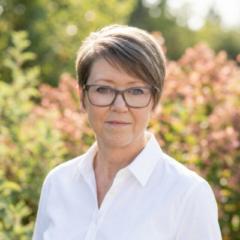 Leanne Hill