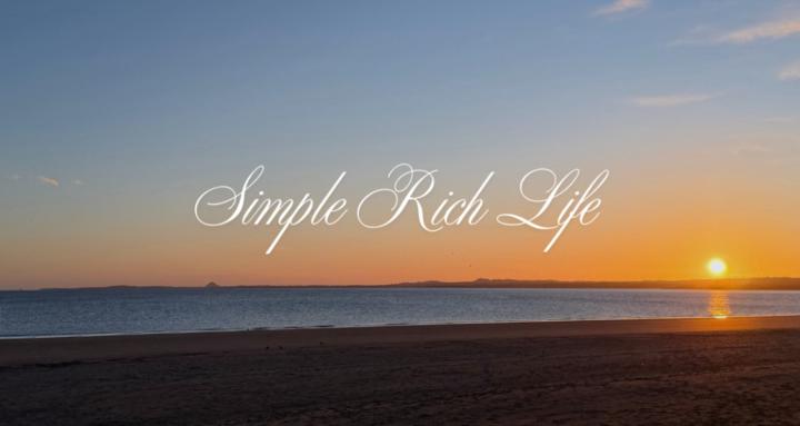Simple Rich Life