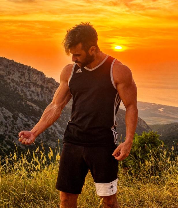Dantekk Δαμναμενεύς