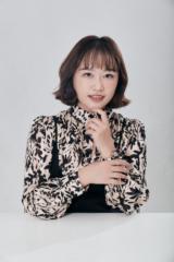 吳 采穎